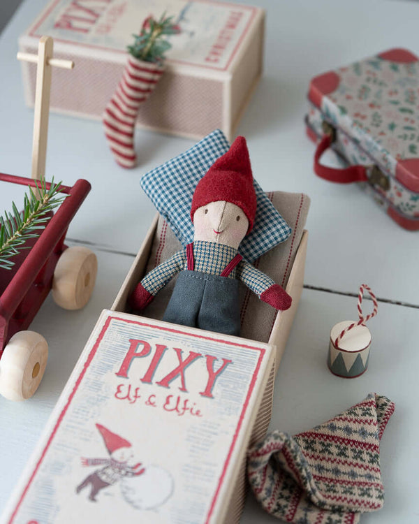 Maileg, Pixy Elf in Matchbox