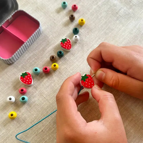 Cotton Twist, Strawberry Bracelet Gift Kit