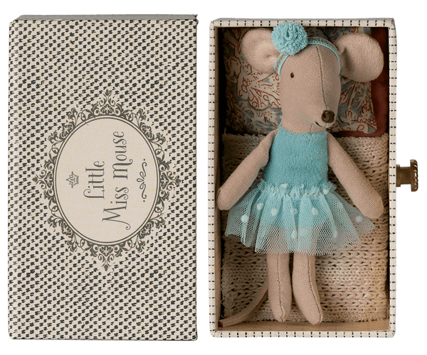 *PRE-ORDER* Maileg, Dance Mouse in Daybed, Little Sister (DUE JUNE)