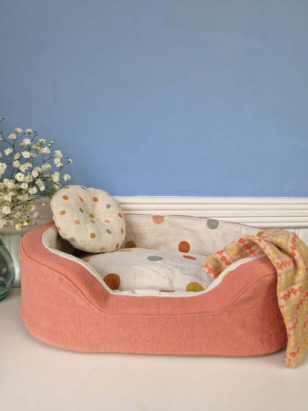 Maileg, Dog Basket - Coral