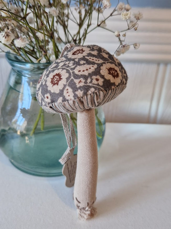 Maileg, Mushroom Ornament, Winter Flower - Green