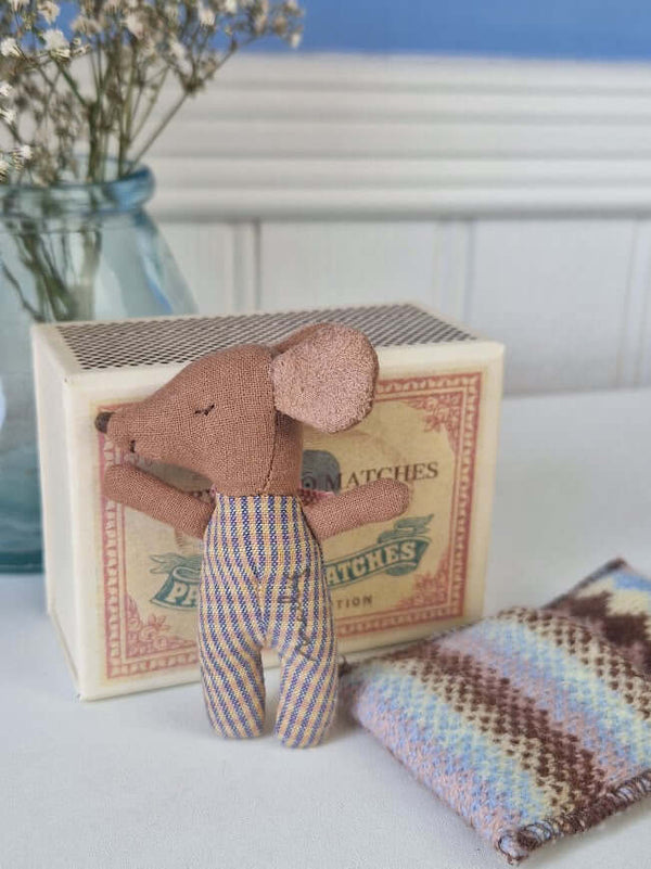 Maileg, Sleepy wakey Baby Mouse in Matchbox - Rose