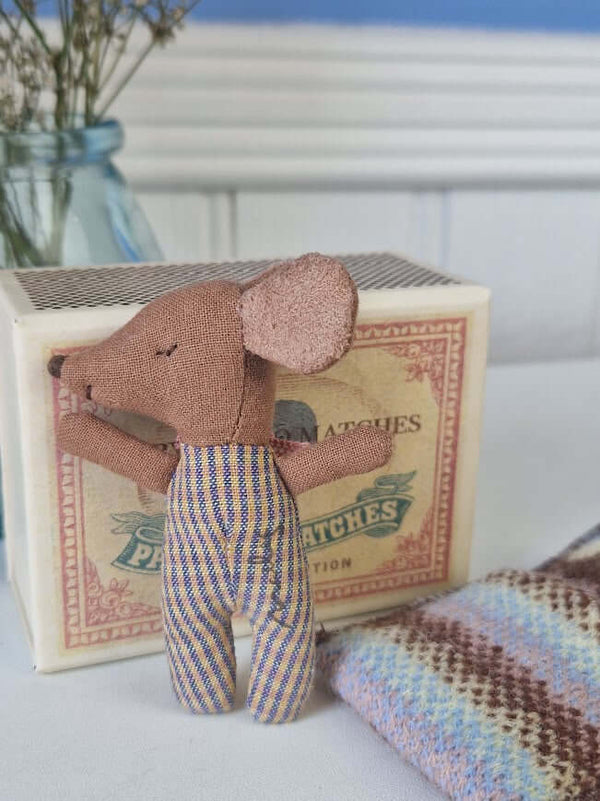 Maileg, Sleepy wakey Baby Mouse in Matchbox - Rose