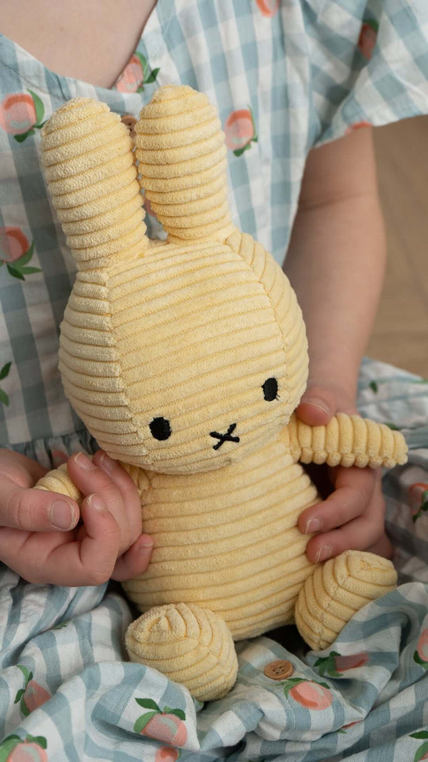 Miffy, Corduroy Buttercream - 23 cm