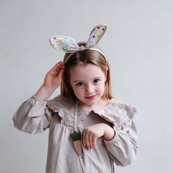 Mimi & Lula, Floral Bunny Ears