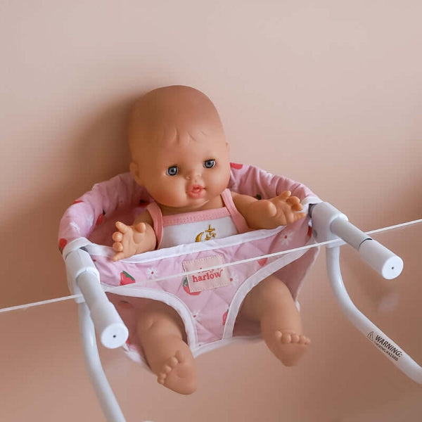 Tiny Harlow, Feeding Chair (Strawberry Picnic)